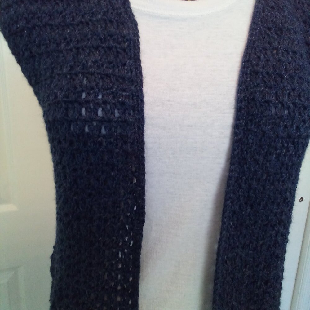 Hand Crafted Crochet Cover-up vest, size large, navy - Picture 4 of 6